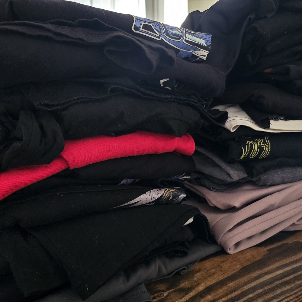 Shoe & Clothes Bundle - image 6